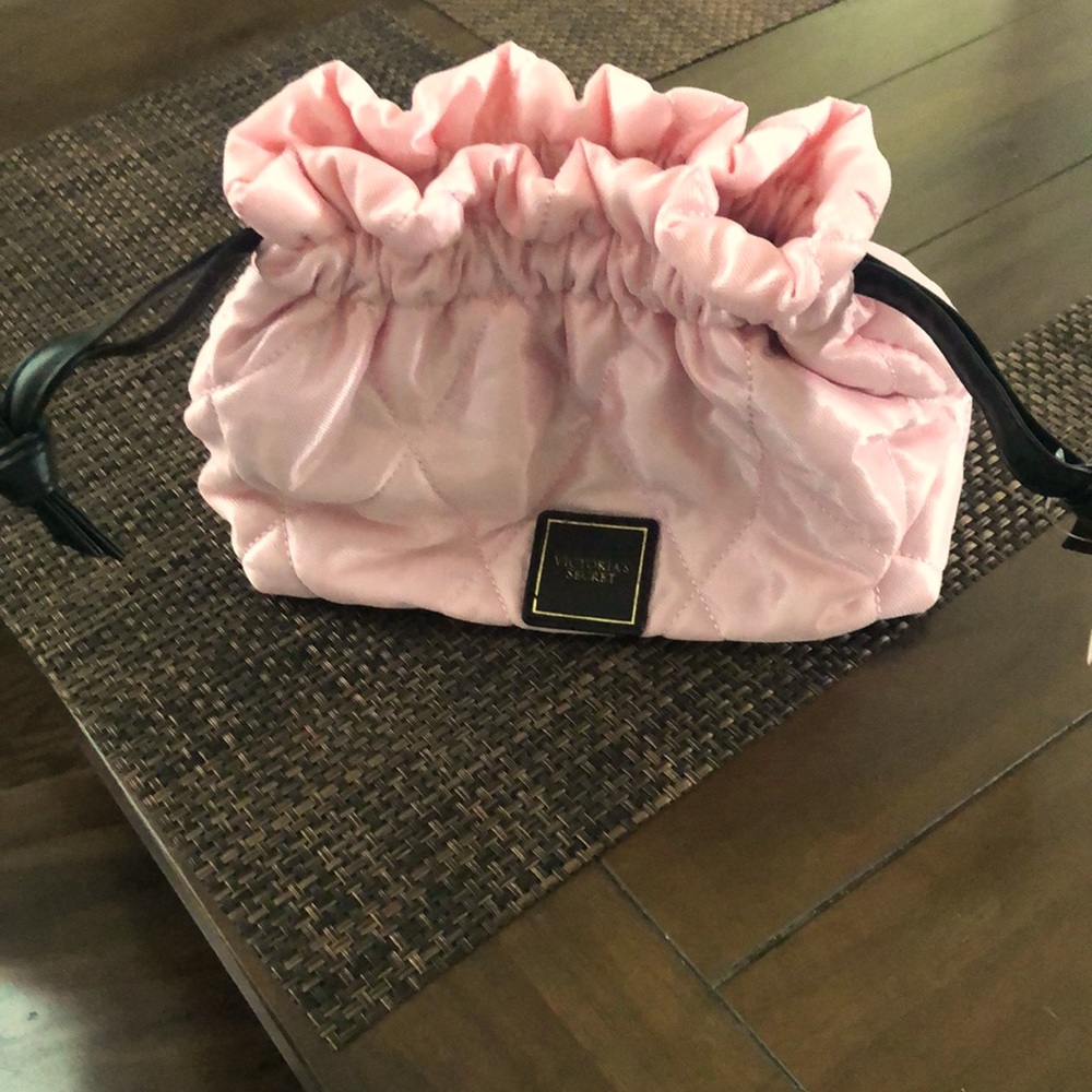Victoria’s secret’s bag